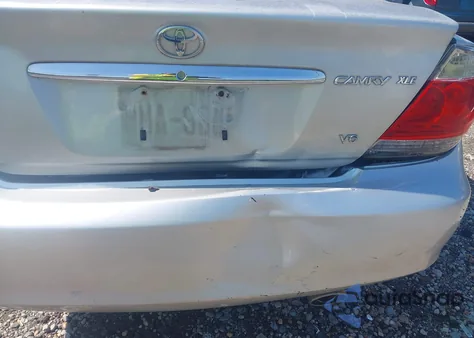 2006 Toyota Camry Le/Xle z USA, uszkodzony, nr VIN JTDBF30K060168496